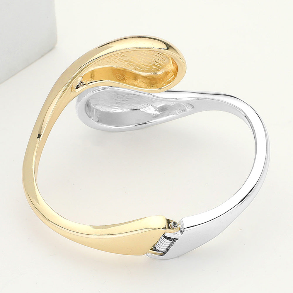 Gold Metal Teardrop Tip Hinged Bracelet