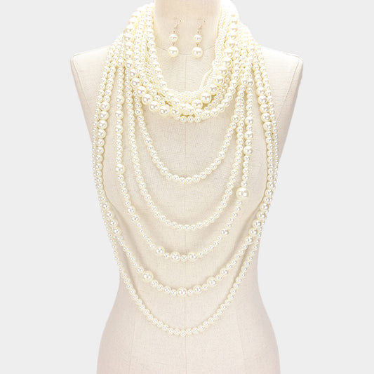 0 Dramatic Multi-Layered Pearl Statement Necklace