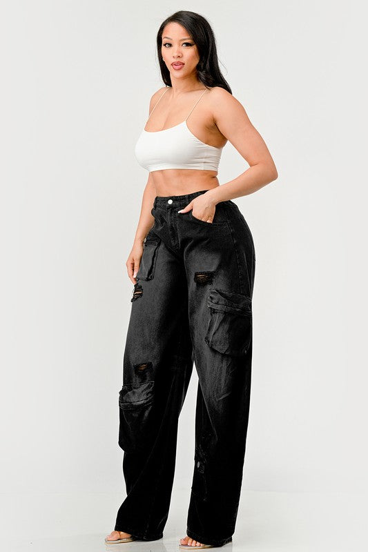 BLACK RIPPED CARGO PANTS