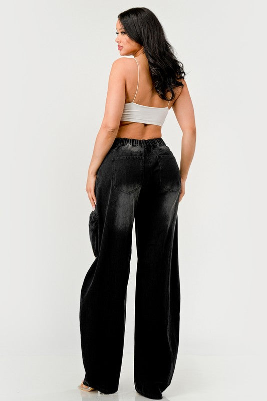 BLACK RIPPED CARGO PANTS