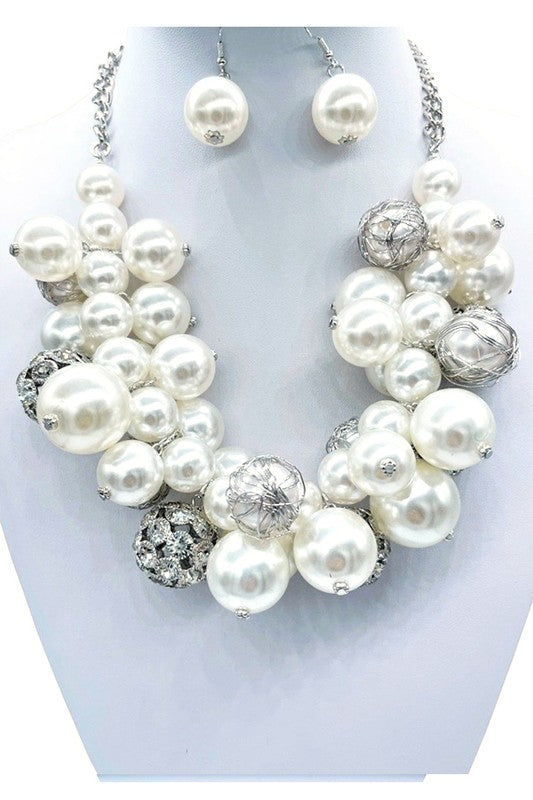 Oversize Pearl And Crystal Statement Necklace Set