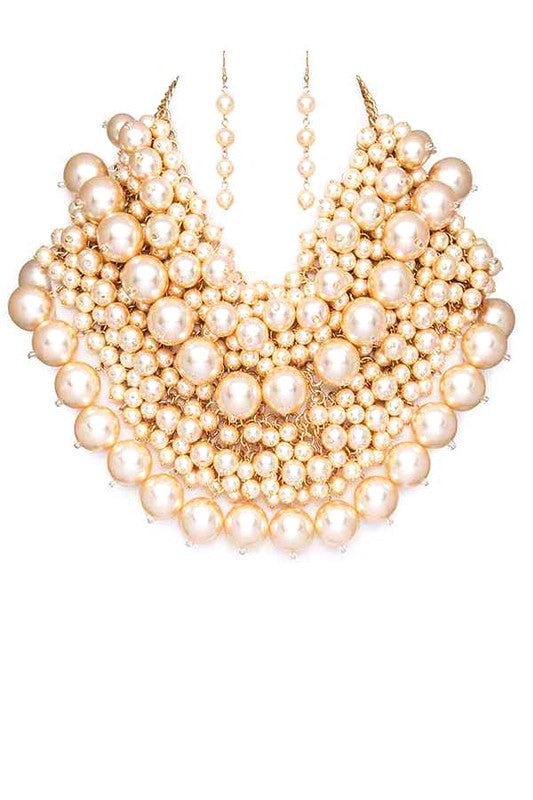 Zillion Pearls Statement Necklace Set