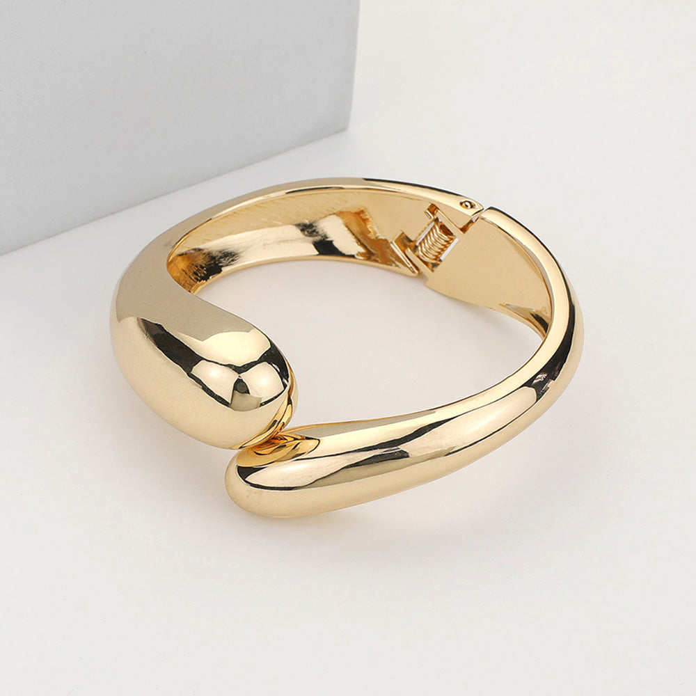 Gold Metal Teardrop Tip Hinged Bracelet