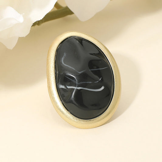 Oversized Organic Oval Statement Stretch Ring