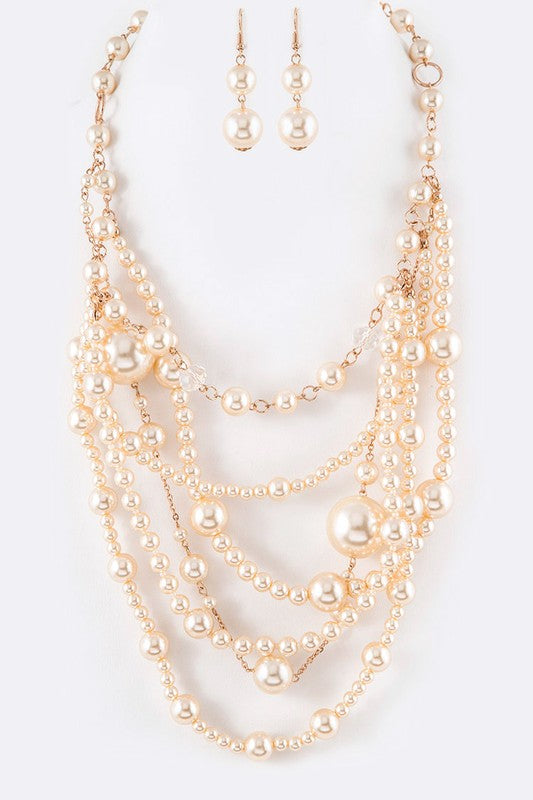 1 Dramatic Cream Pearl Statement Necklace
