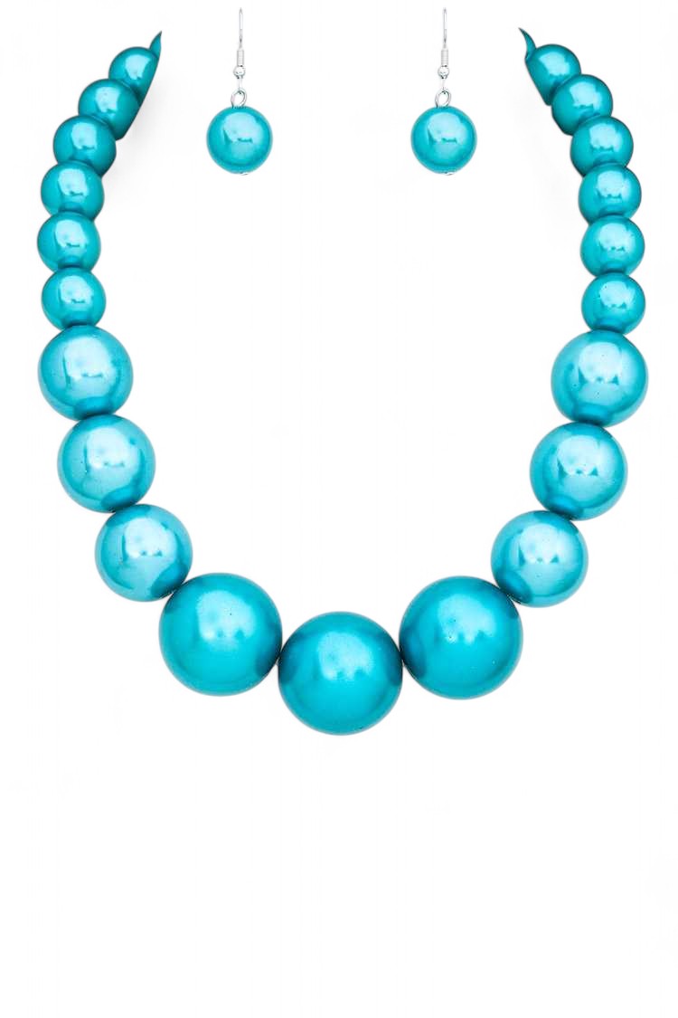 Akaya Large Pearl Statement Necklace
