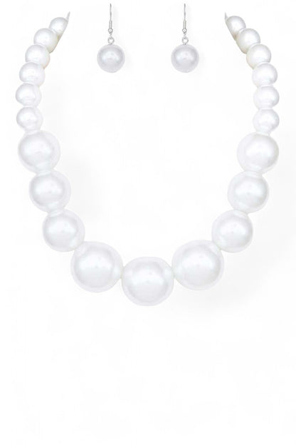 Akaya Large Pearl Statement Necklace