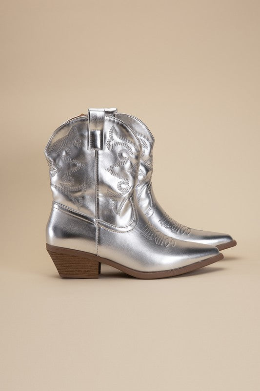 2 Beyoncé Inspired Western Cowboy Carter Booties