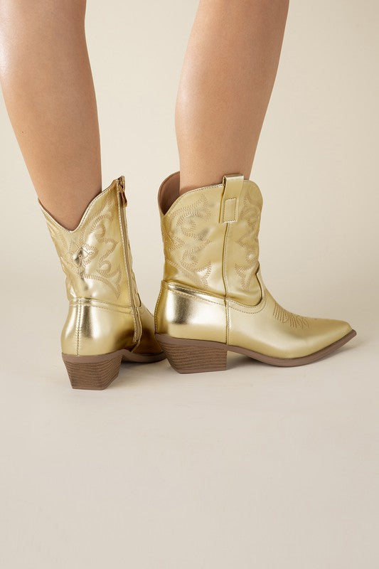 2 Beyoncé Inspired Western Cowboy Carter Booties