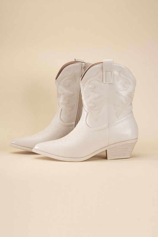 2 Beyoncé Inspired Western Cowboy Carter Booties