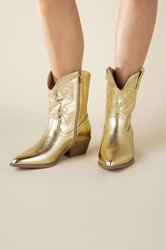 2 Beyoncé Inspired Western Cowboy Carter Booties